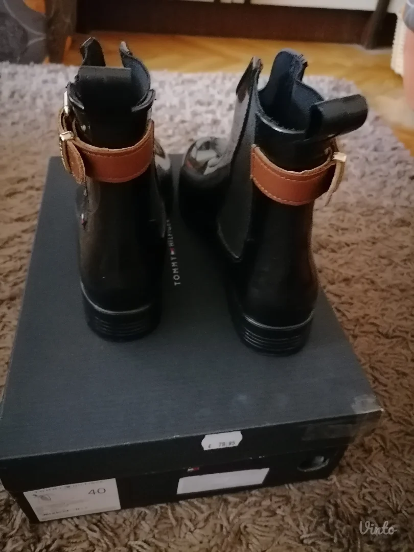 Nove gumene čizme TOMMY HILFIGER  40