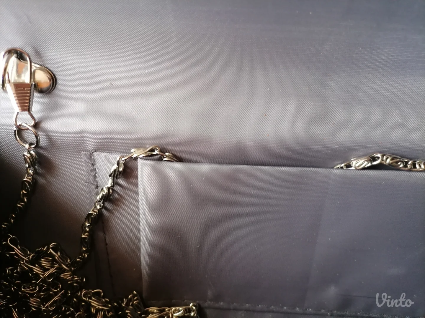 Nova siva svečana tašnica