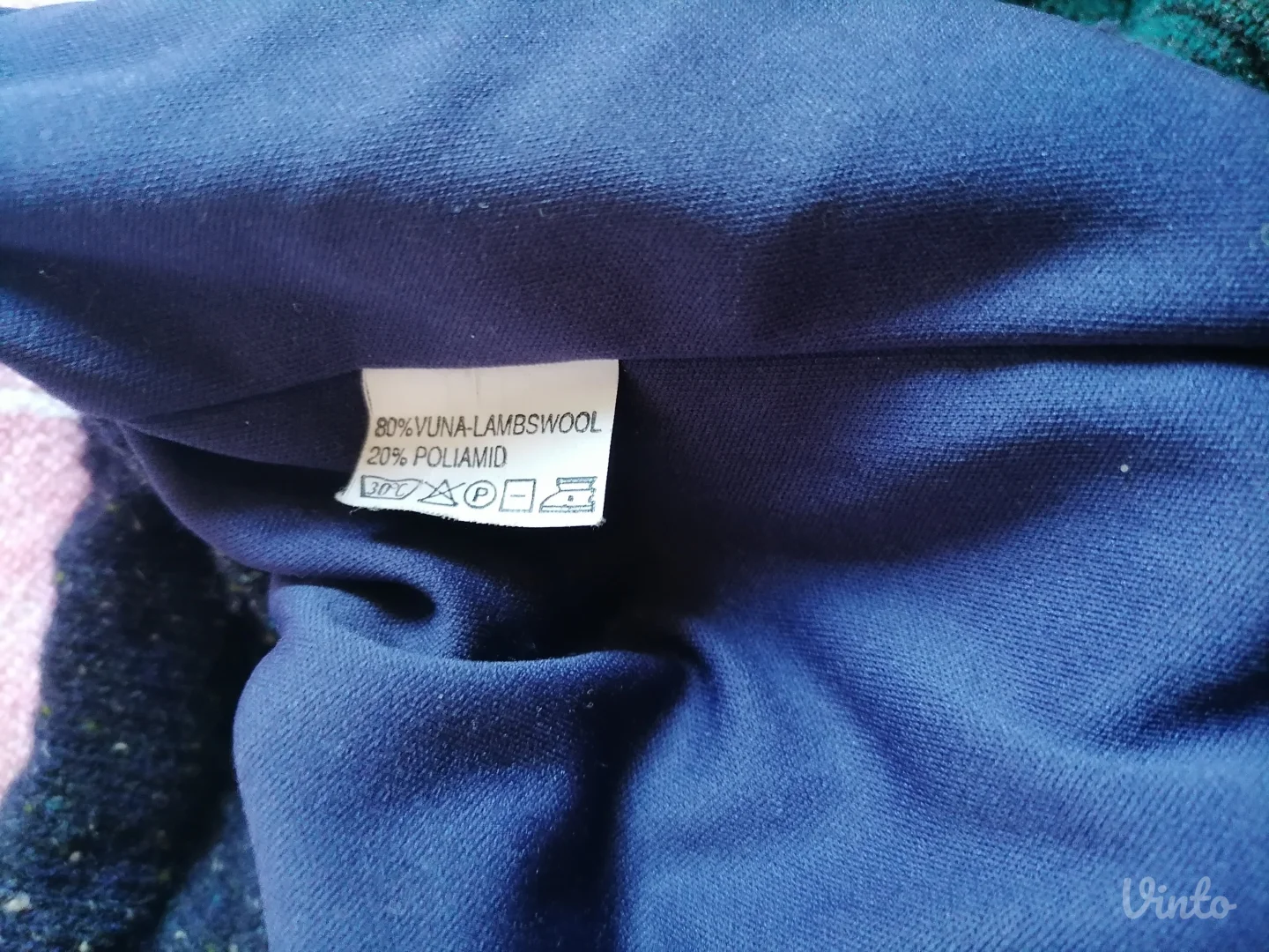 Šarena vunena suknja