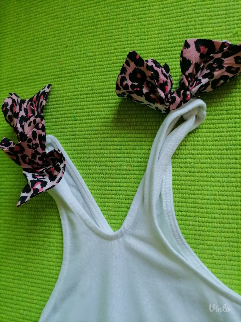 Majica na jedno rame Bershka M