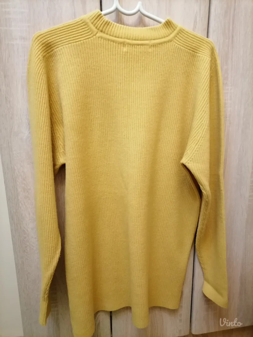 Duži žuti džemper 40