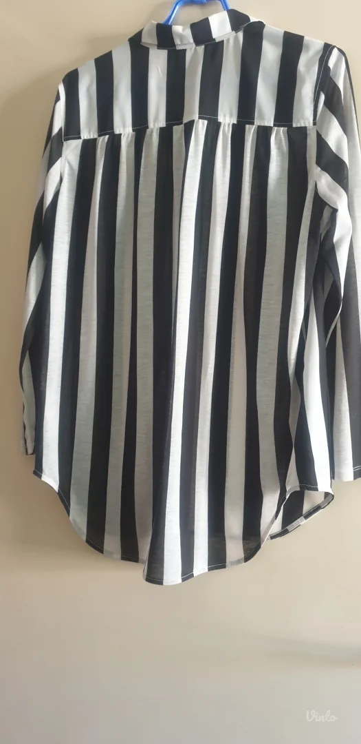 Prugasta tanja košulja H&M  S