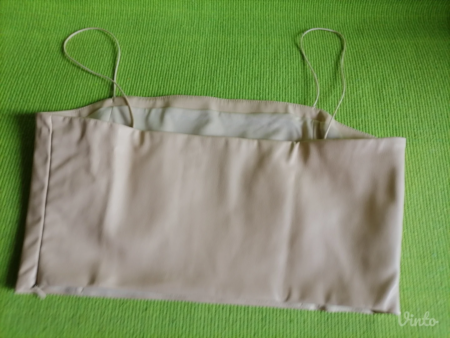 Nov kožni crop top Zara L