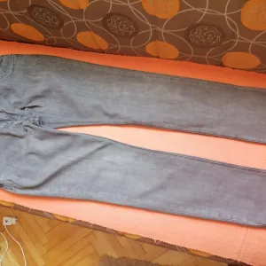 Crne farmerice Orsay 42