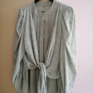 Vintage elegantna bluza Rudnik 42