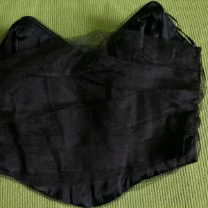 Nov crni korset Zara   M