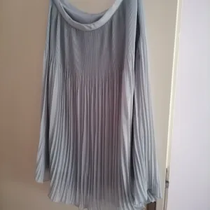 Plisirana suknja Zara  M