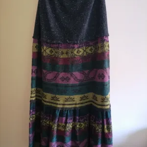 Šarena vunena suknja