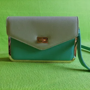 Nova tirkizna tašnica za rame