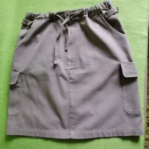 Mini pamučna suknjica SOCCX PANTS L