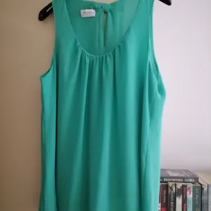 Nova tirkizna bluzica na bretele