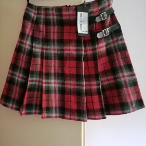 Nova škotska suknjica Trendyol  L
