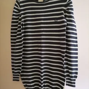 PrugastI duži pamučni džemper  SHOOTER  XL