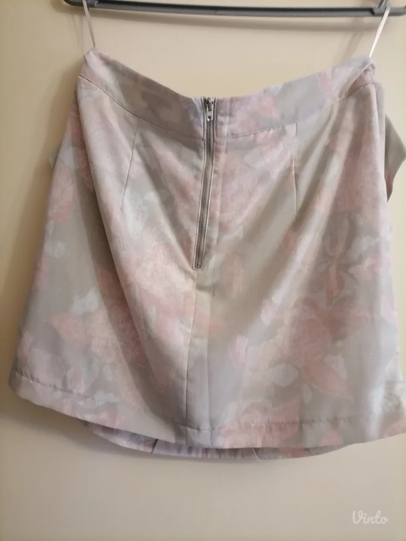 Kao nova suknjica sa mašnom H&M 40