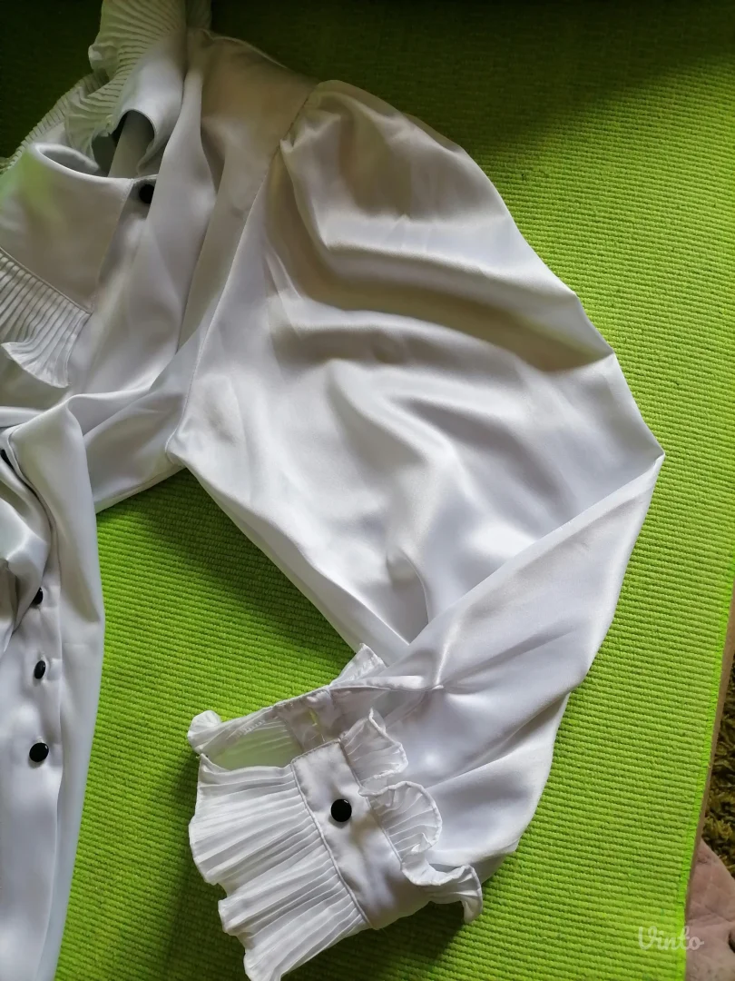 Vintage bela svečana bluza MK Rudnik 44