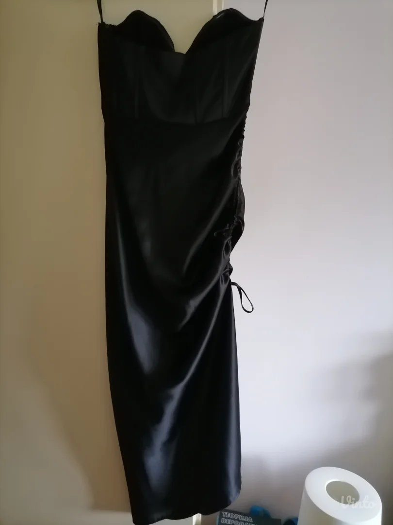 Nova crna haljina Zara svečana M