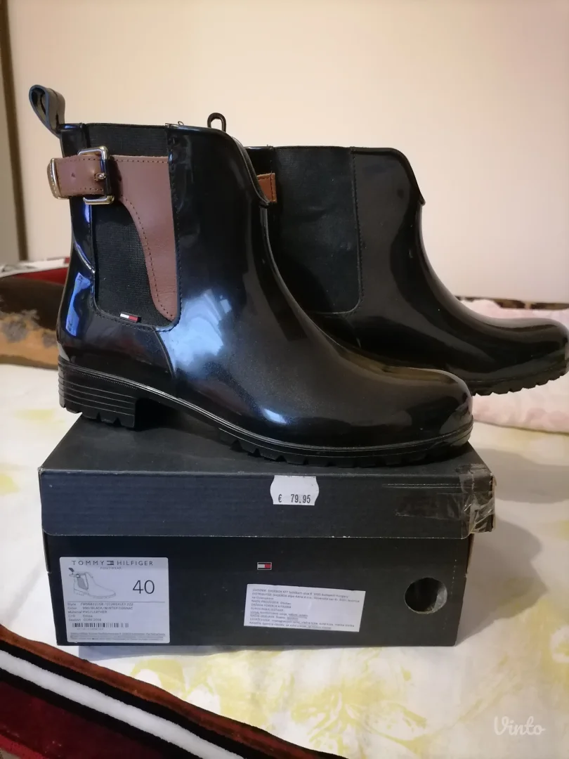Nove gumene čizme TOMMY HILFIGER  40