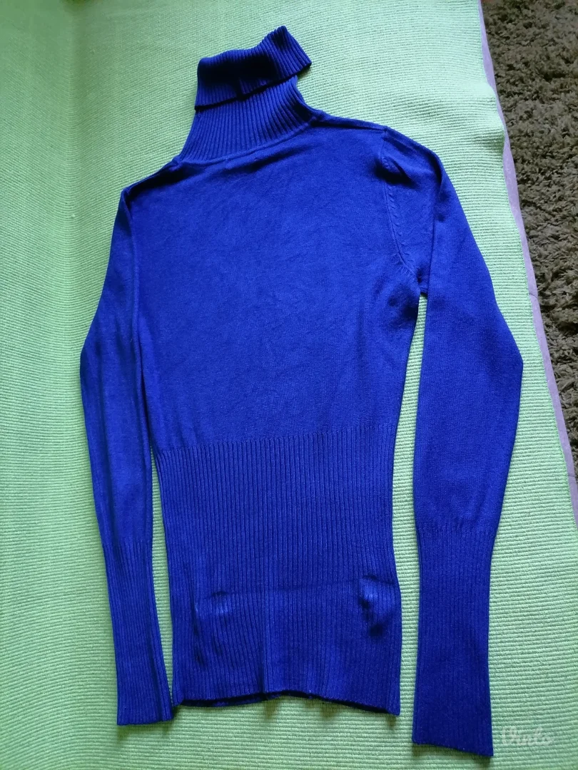 Mornarsko plava rolka