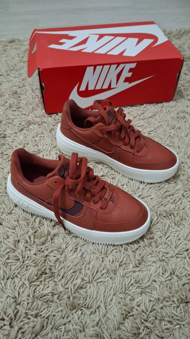 Air Force platform zenske Nike patike