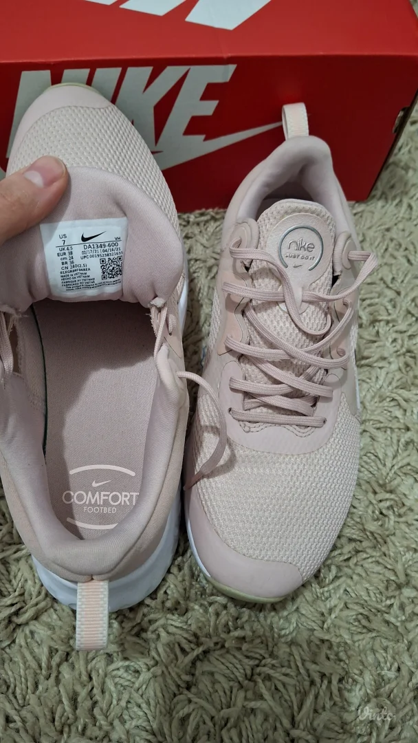 Nike Renew in season zenske patike