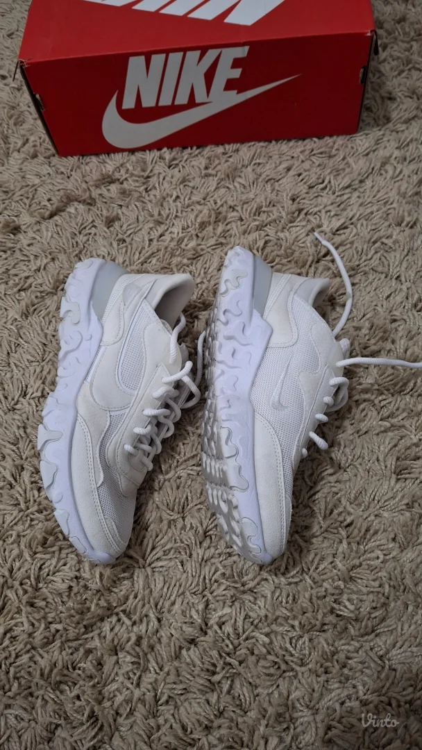 Nike React Revision zenske patike