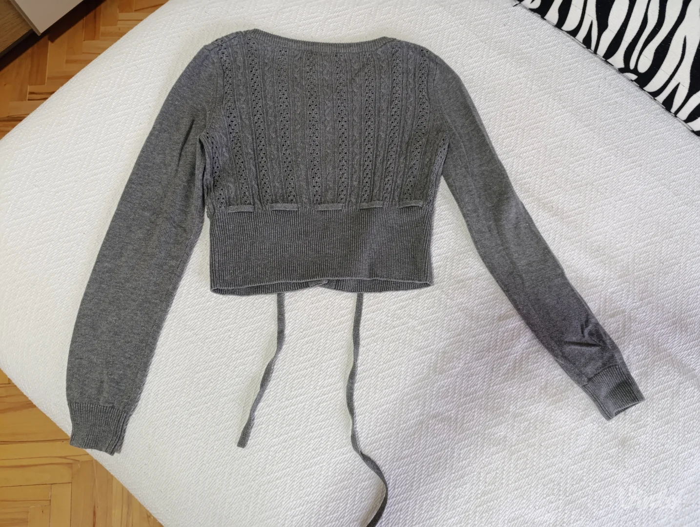 HM - ženska siva bluza