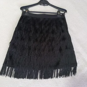 New Yorker suknja sa resama