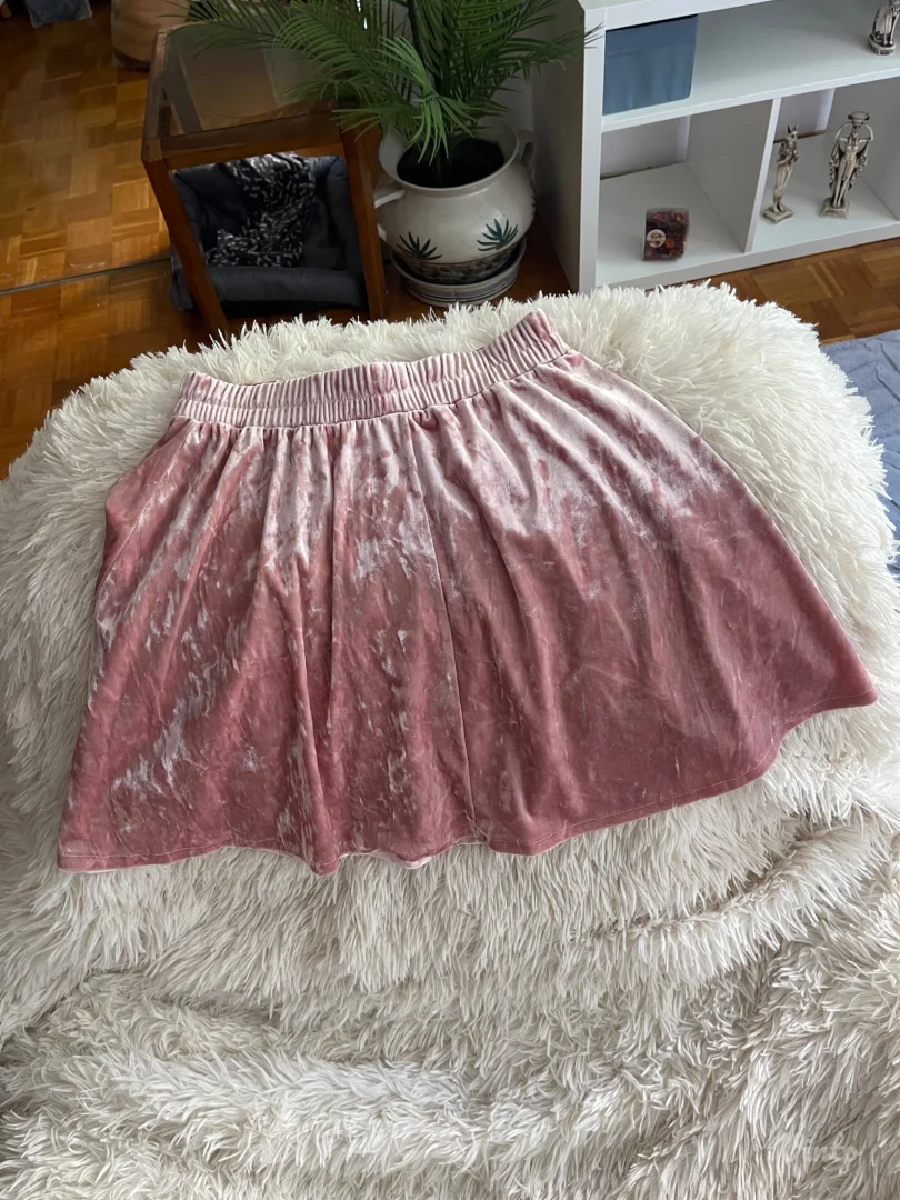 H&M plišana mini suknja