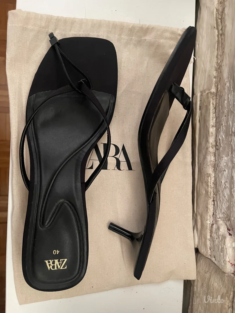 Zara Fantasticne Nove papuce broj 40