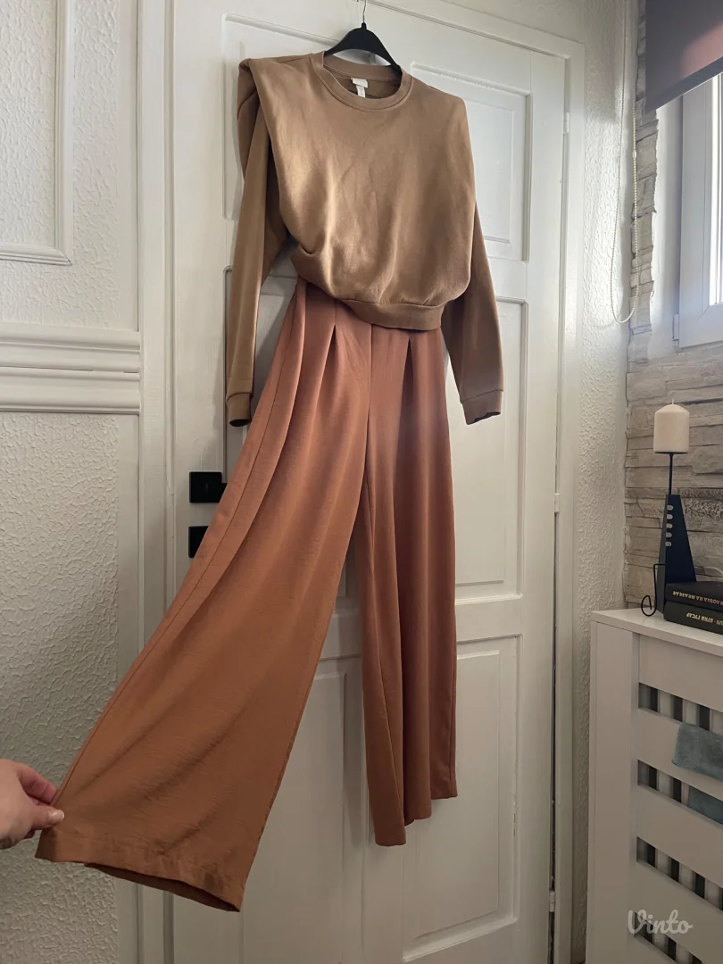 ZARA-Fantasticne siroke pantalone XS/S/M