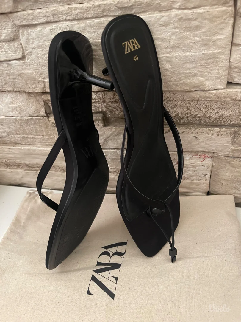 Zara Fantasticne Nove papuce broj 40