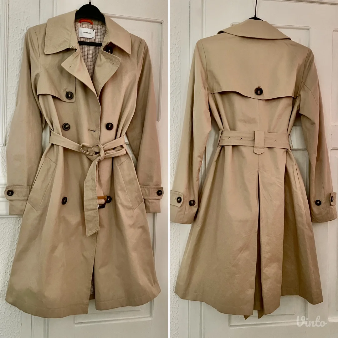 RESERVED-Novi Trenc Mantil vel. XS/S