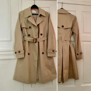 RESERVED-Novi Trenc Mantil vel. XS/S