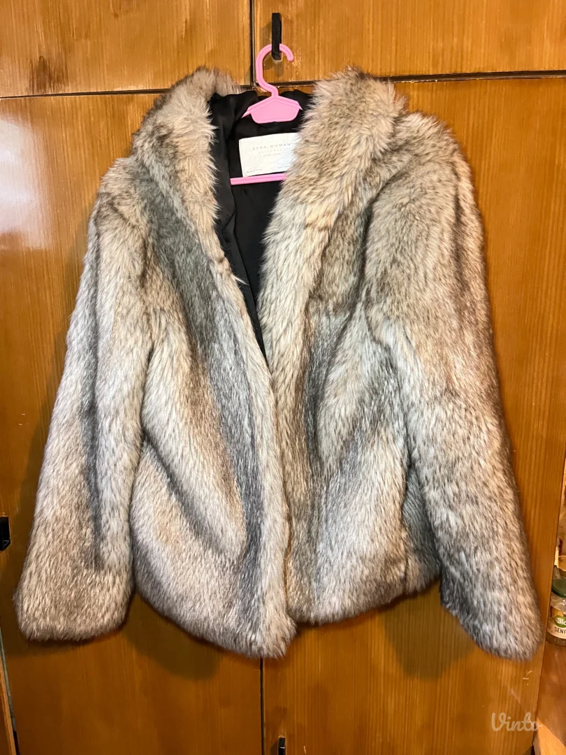 Zara Bunda sa kapuljacom