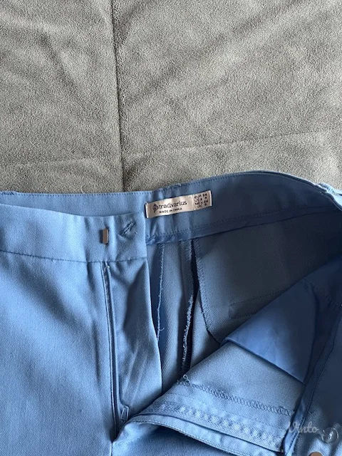 Stradivarius plave pantalone