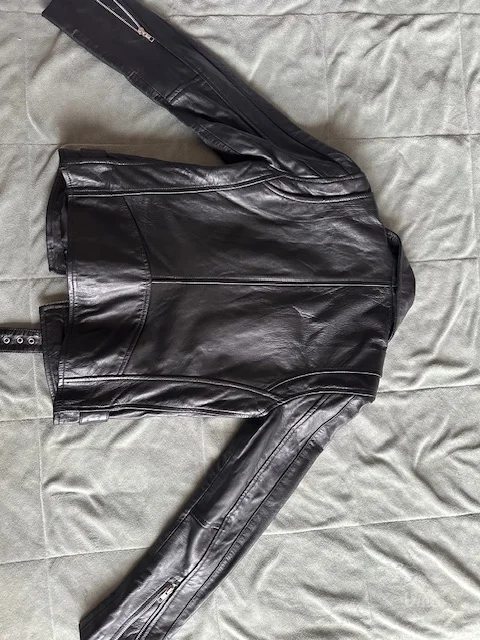 Crna jakna od prirodne kože