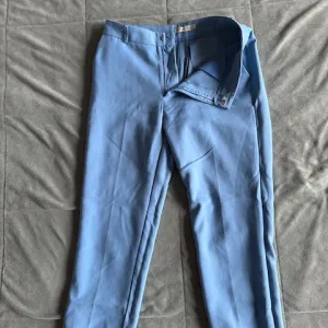 Stradivarius plave pantalone