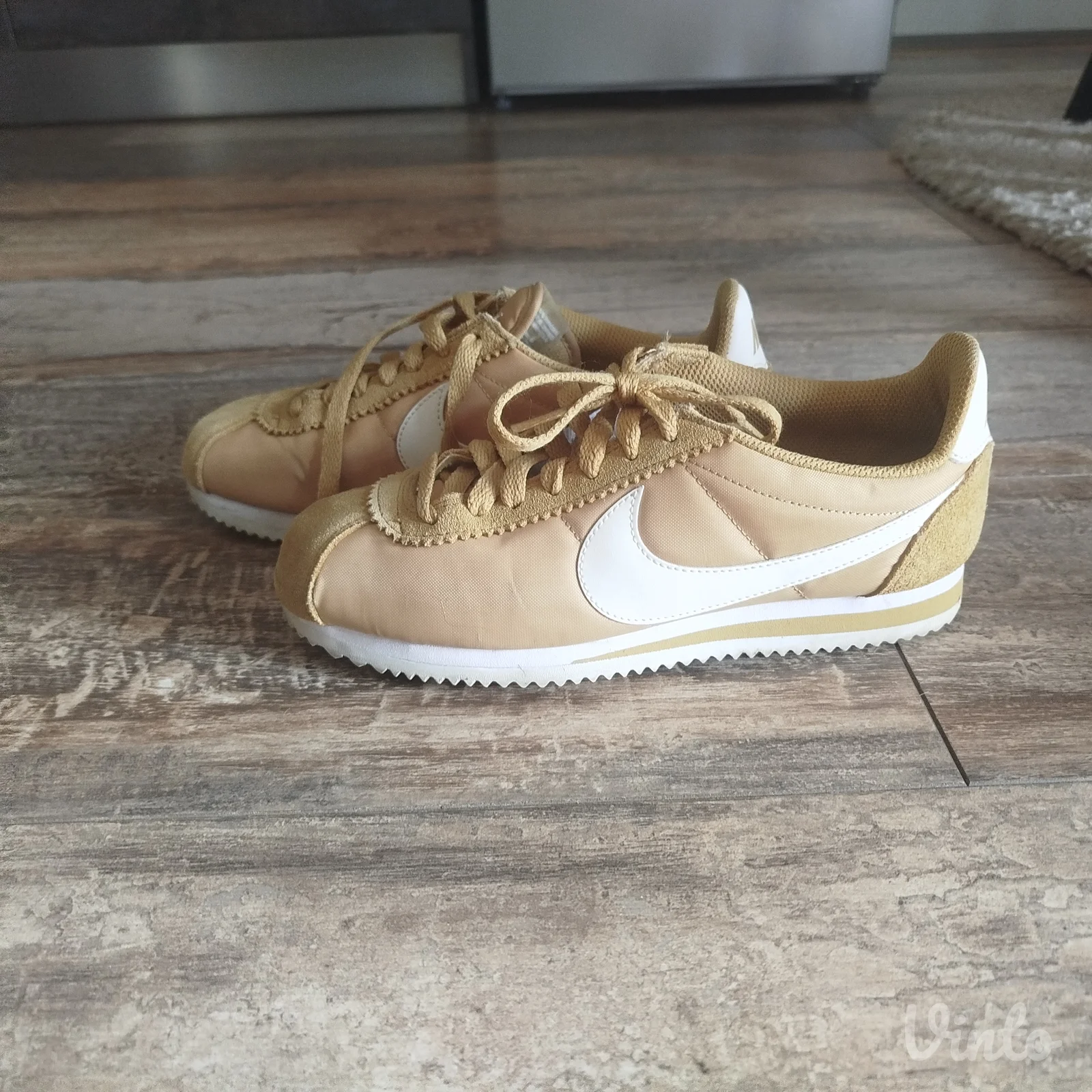 NIKE CORTEZ