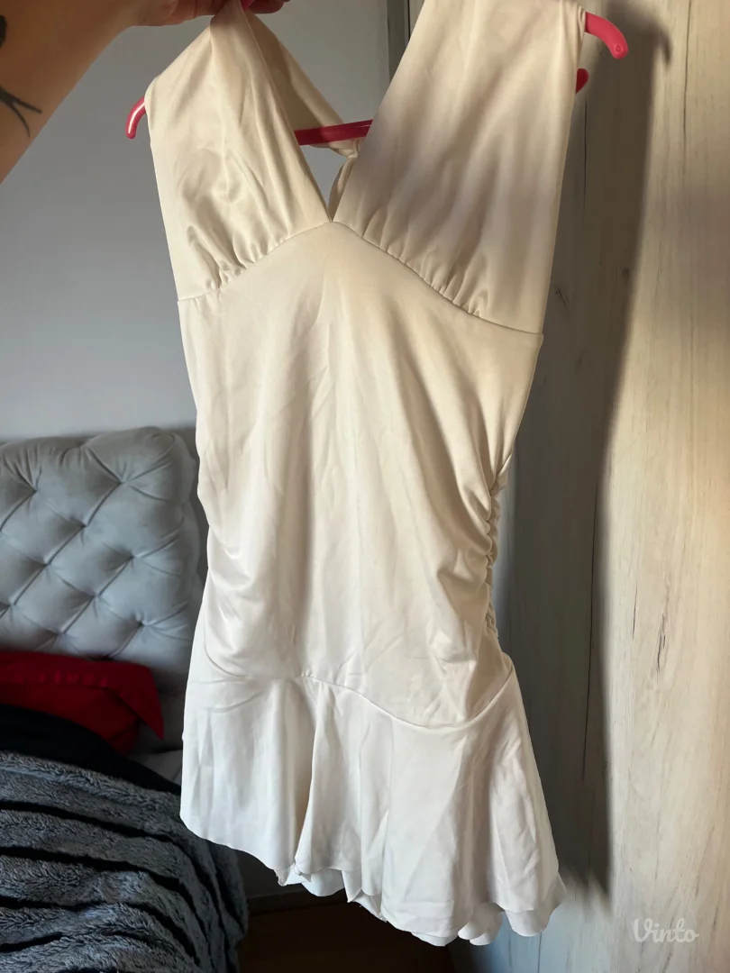 Bela Haljinica/Kombinezon