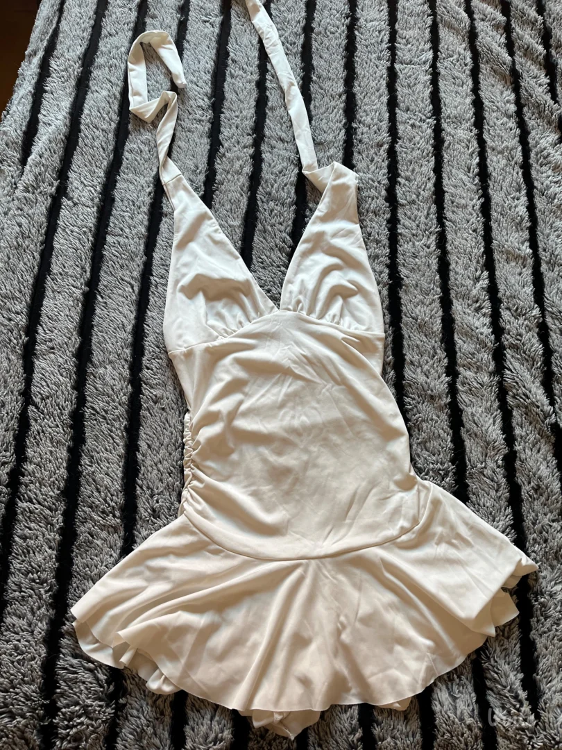 Bela Haljinica/Kombinezon