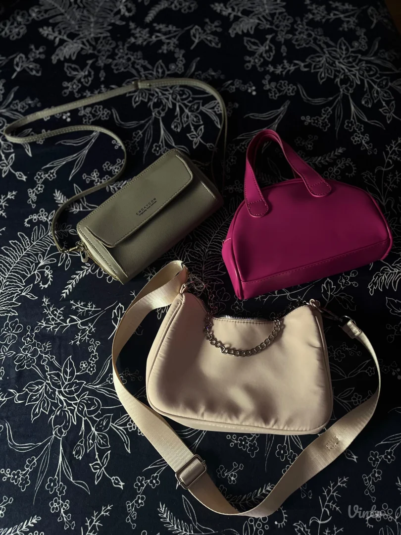 Set od 3 moderne torbice.