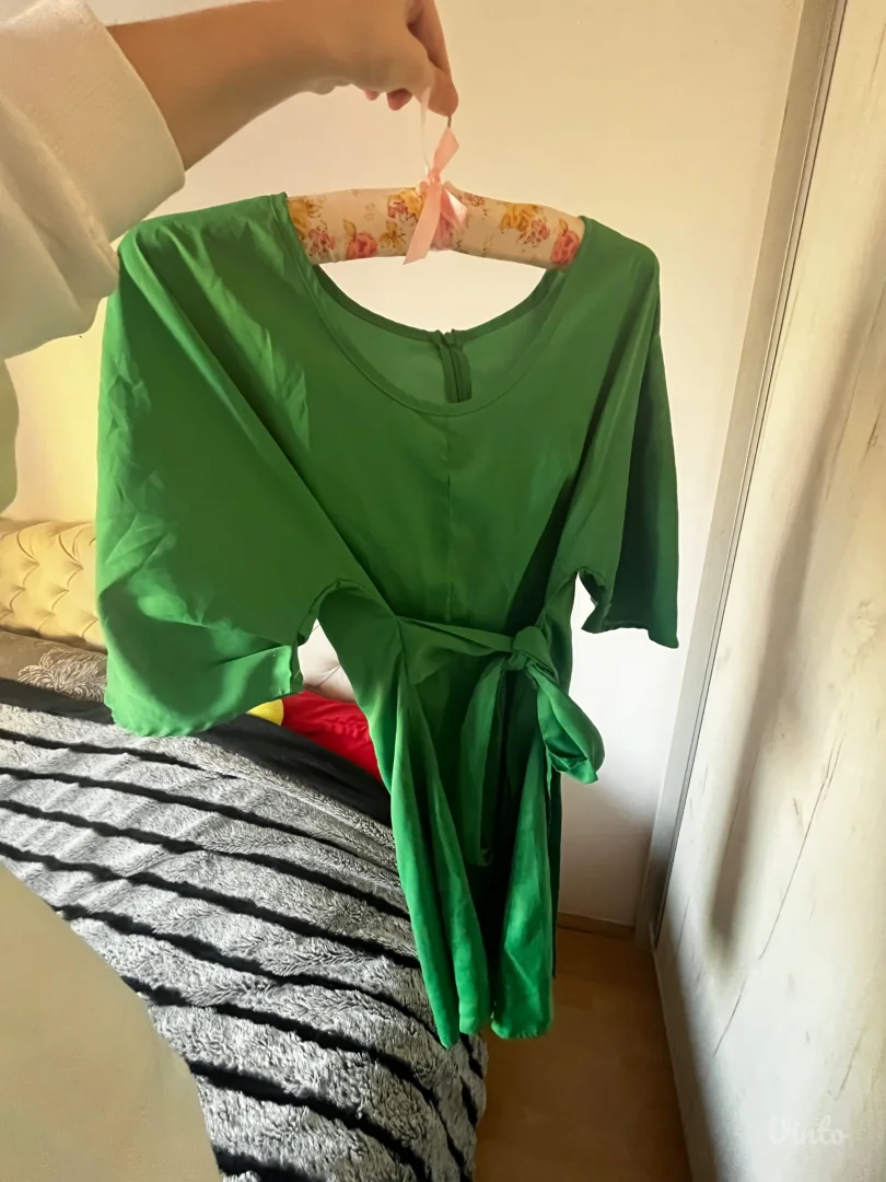 SHEIN zelena mini haljina