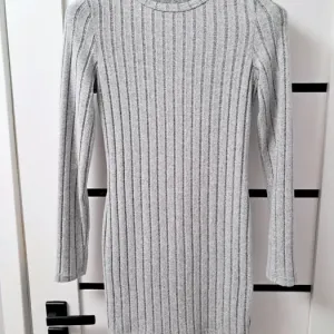 Rebrasta tunika/haljina Shein