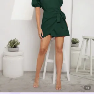 SHEIN zelena mini haljina