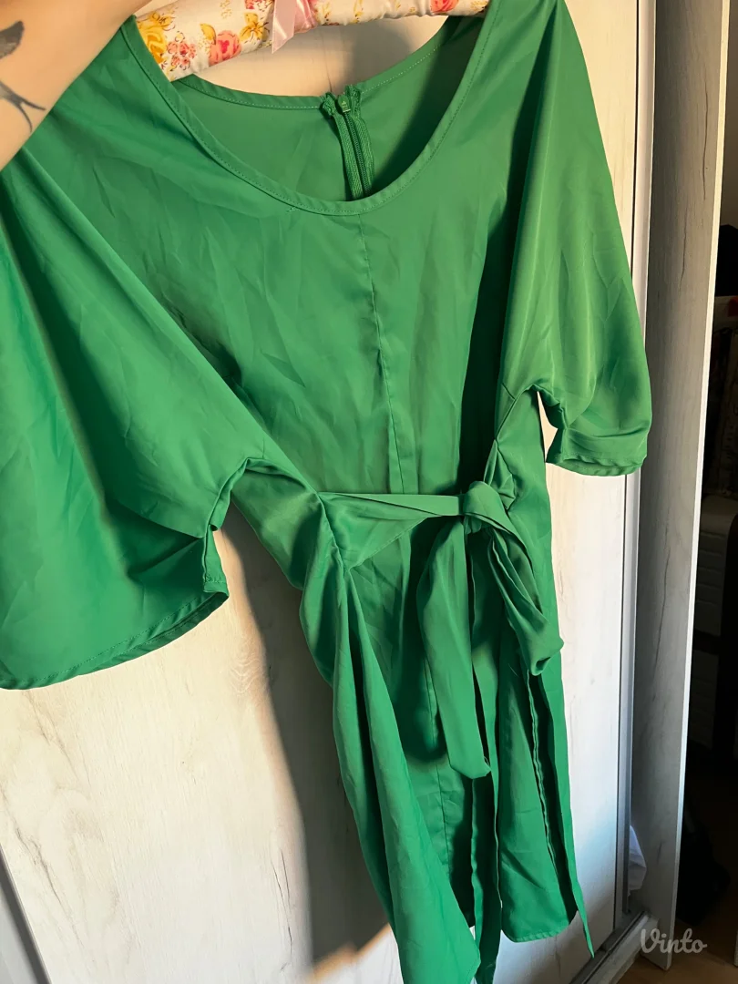 SHEIN zelena mini haljina