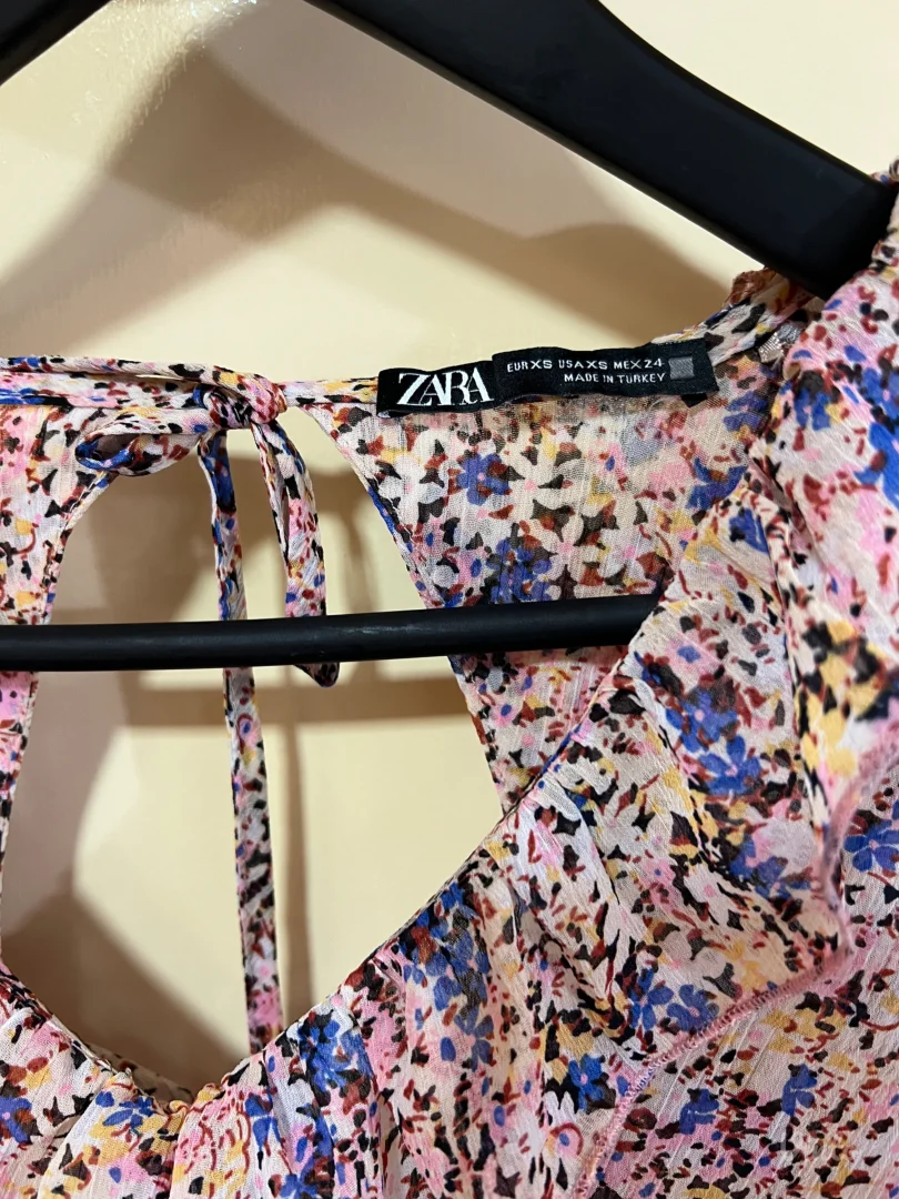 Zara -haljina cvetnog dezena