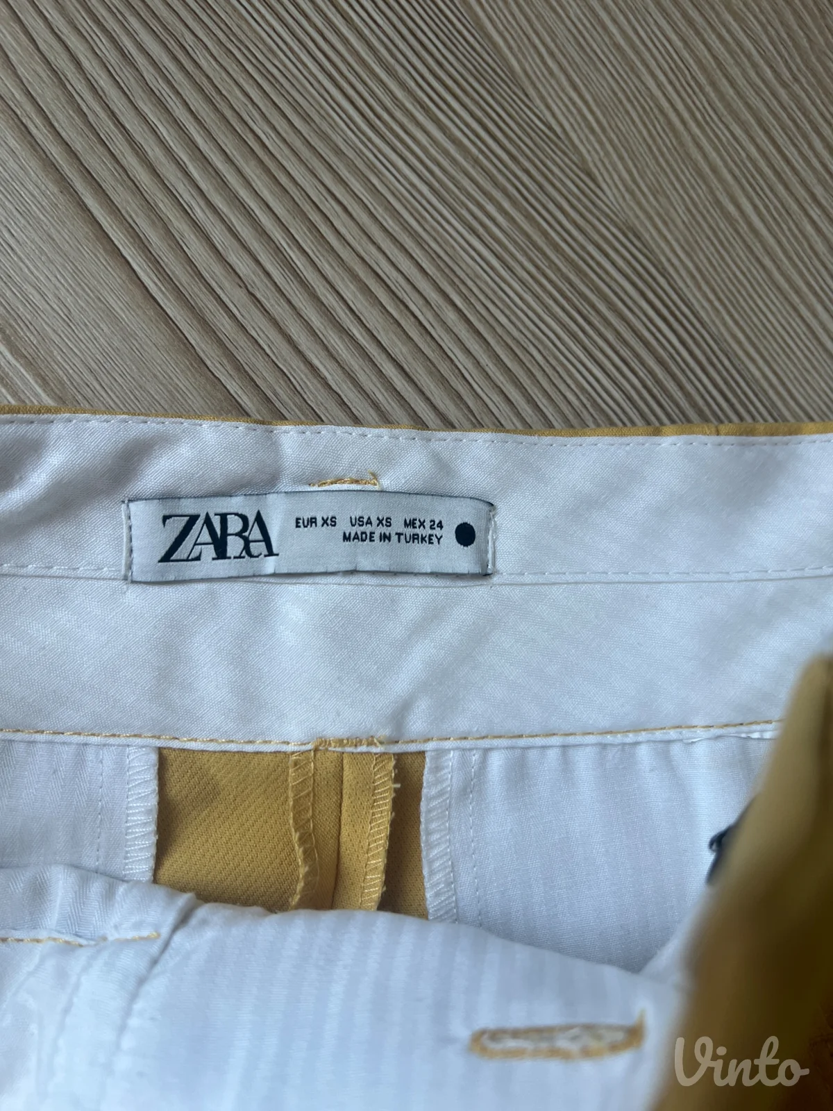 Zara-pantalone