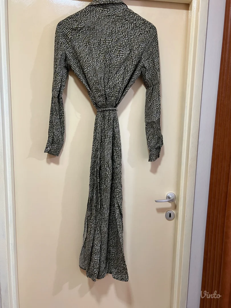 Stradivarius haljina