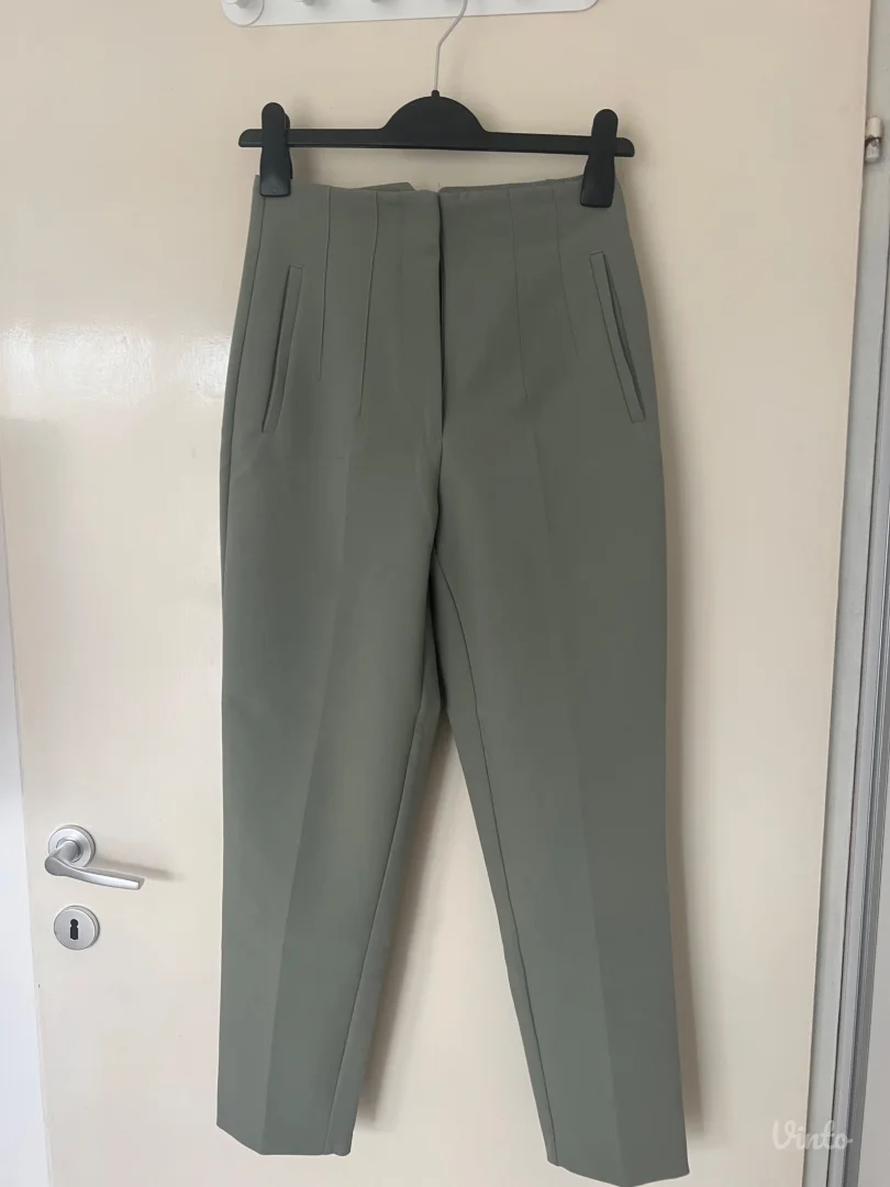 Zara-pantalone visokog struka