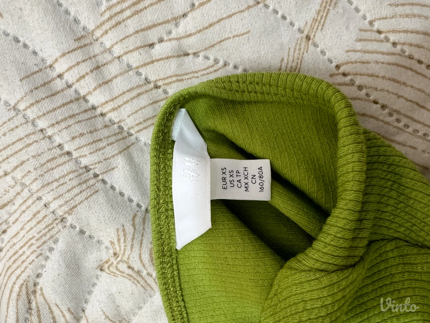 H&M bodi do pola golih ledja